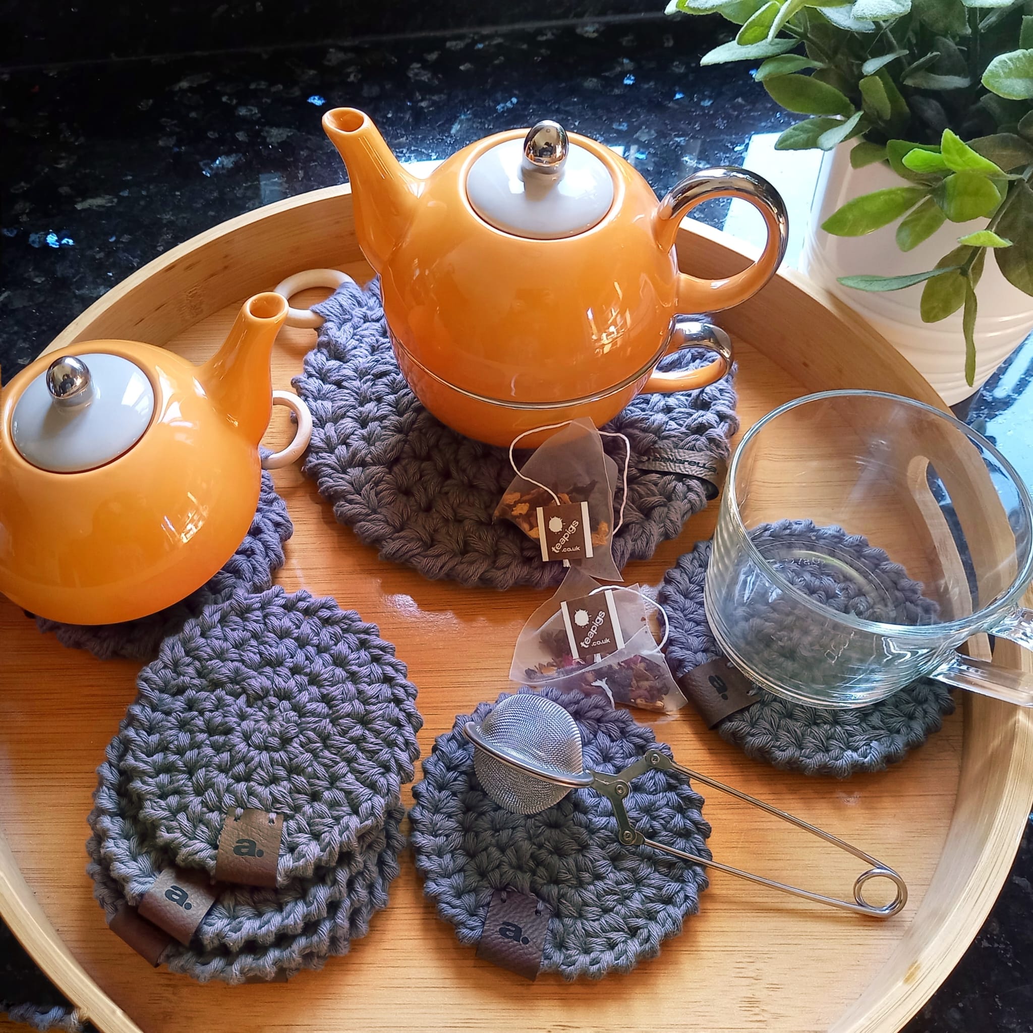 Coasters & trivets