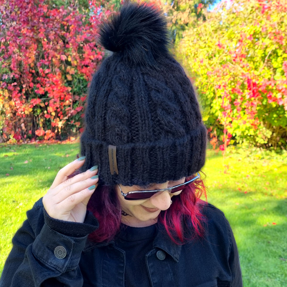 Black Cable Hat